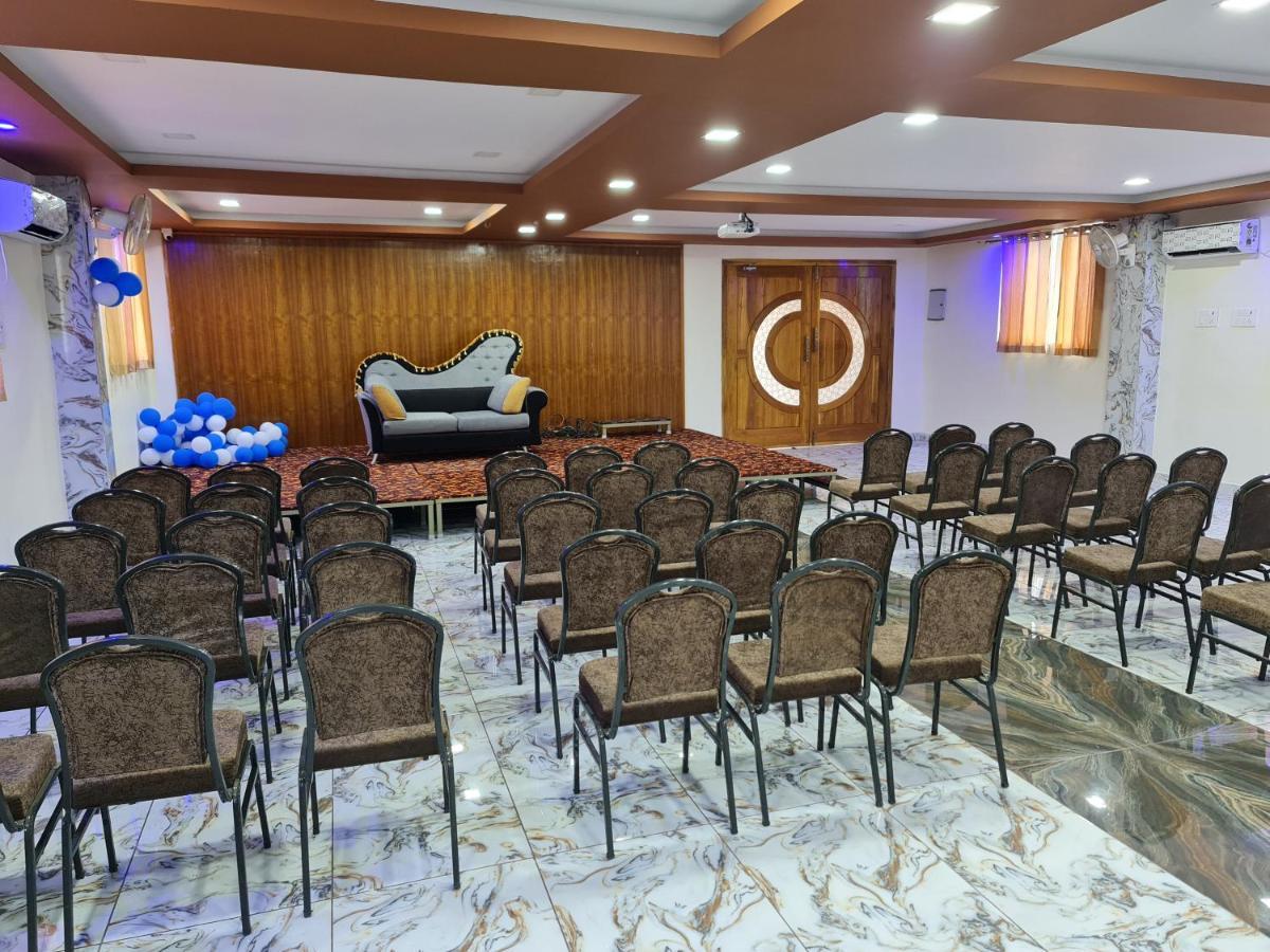Vijay Shree Inn Vellore Buitenkant foto