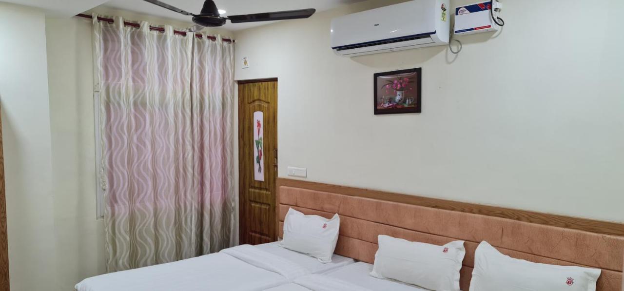 Vijay Shree Inn Vellore Buitenkant foto
