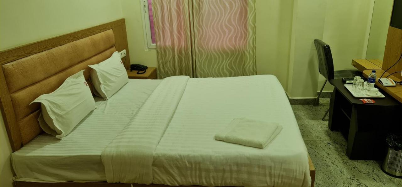 Vijay Shree Inn Vellore Buitenkant foto
